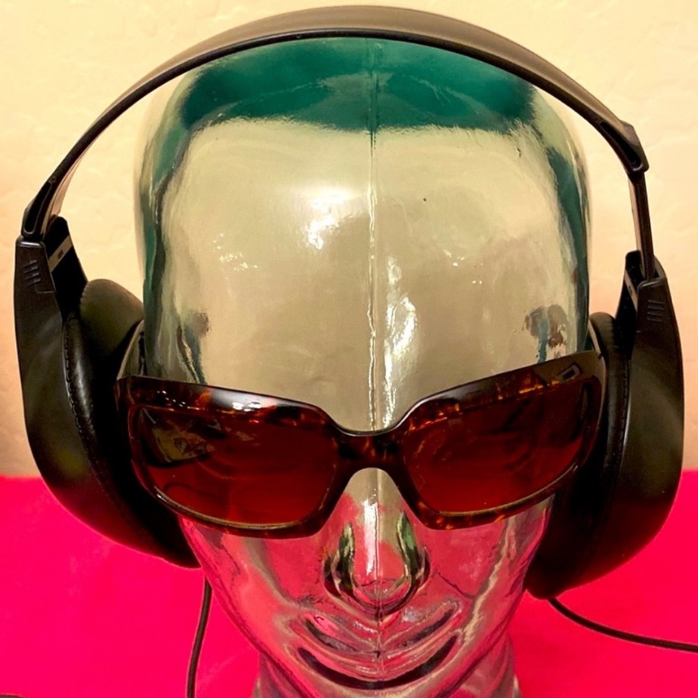 Classic Sony MDR-CD10 Stereo Headphones